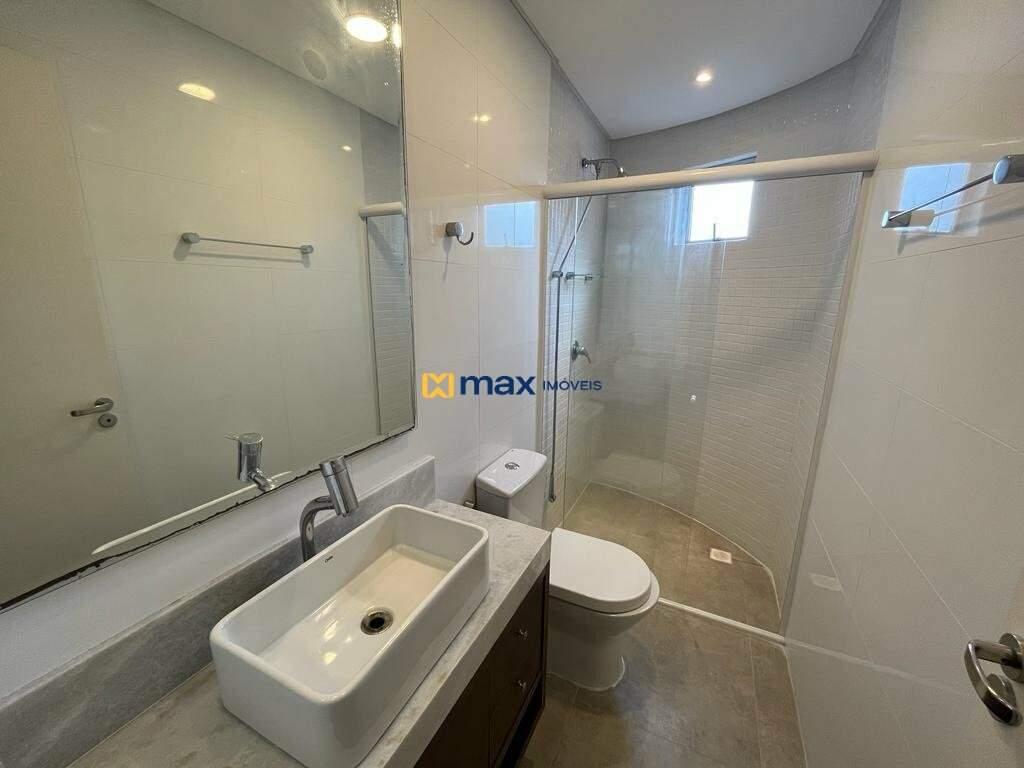 Apartamento à venda no Centro: Banheiro Suíte 