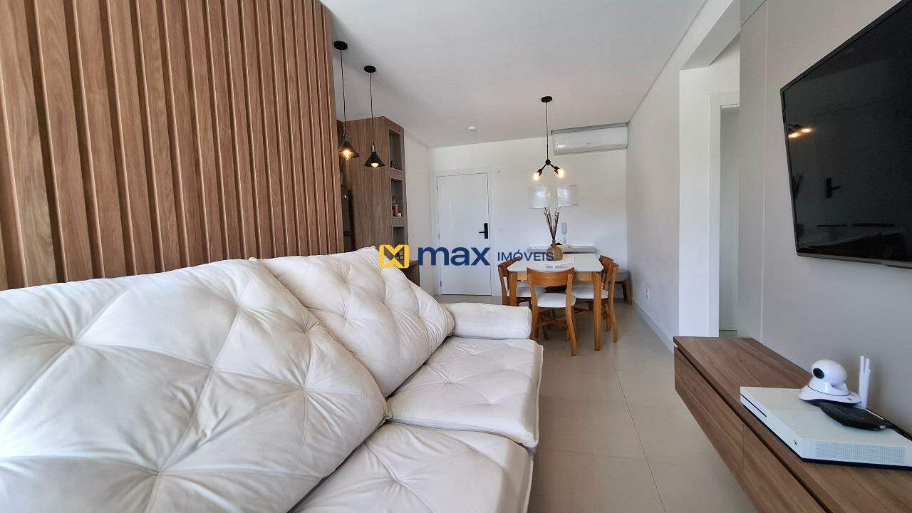 Apartamento à venda no Praia Brava: Living integrado