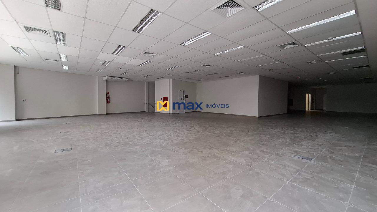Prédio Comercial à venda no Centro: Sala