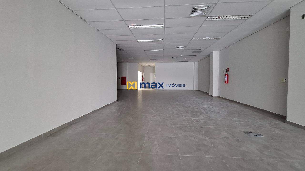 Prédio Comercial à venda no Centro: Sala