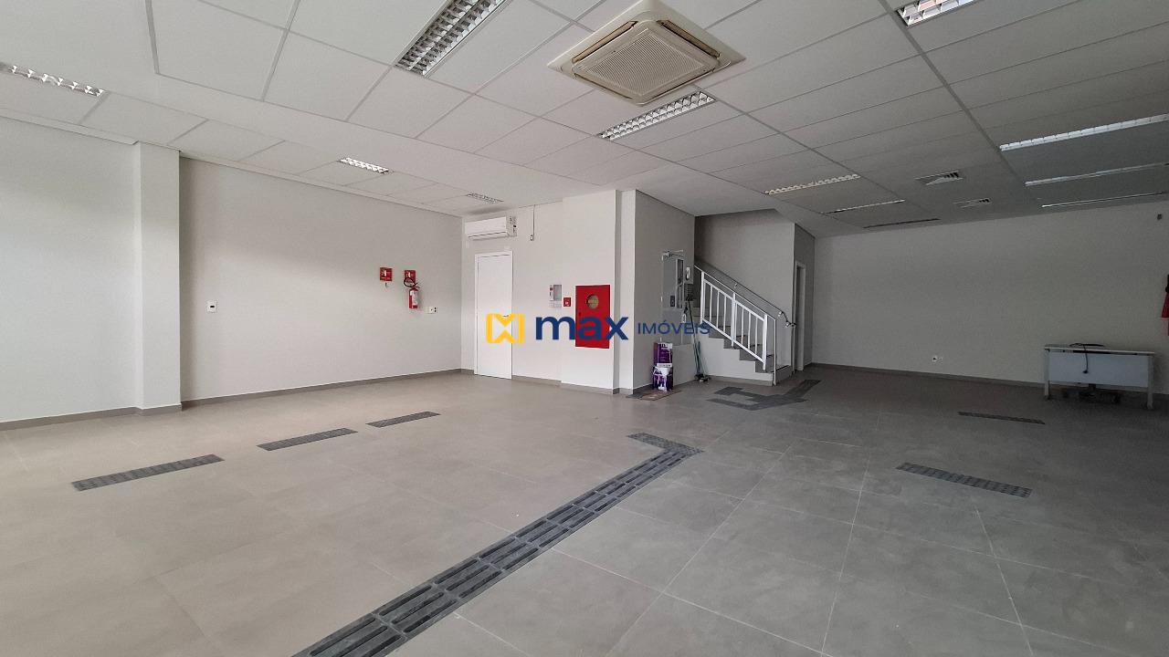 Prédio Comercial à venda no Centro: Sala