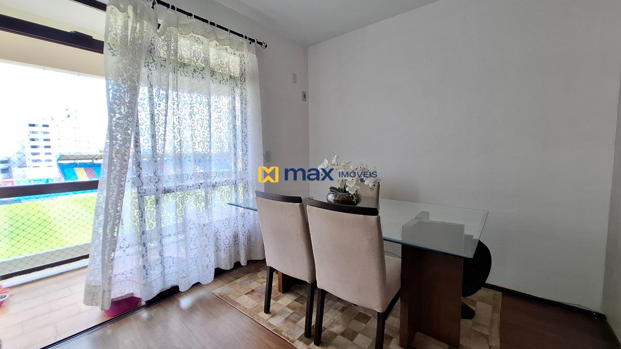 Apartamento à venda no Centro: Living integrado