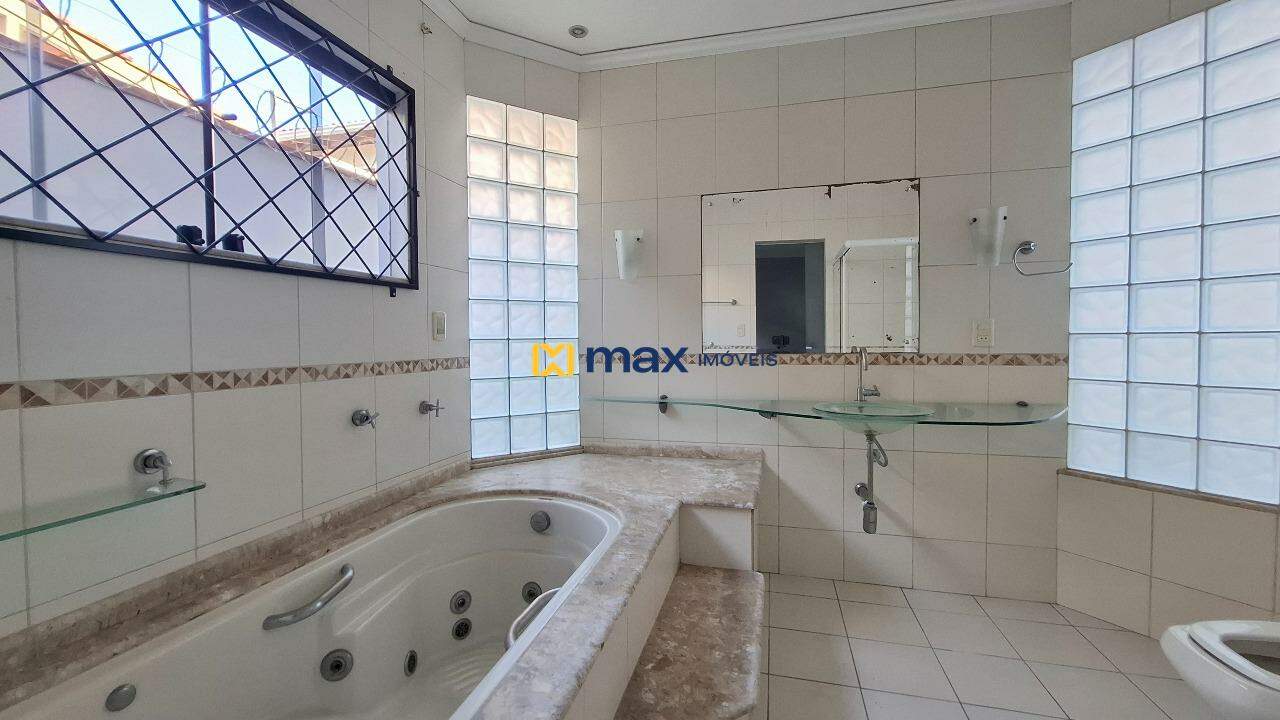 Casa Comercial à venda no São Vicente: Banheiro sala 2