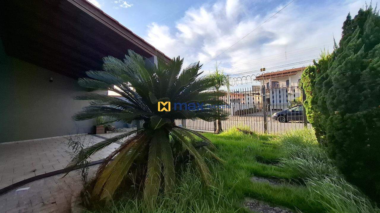Casa Comercial à venda no São Vicente: Área externa