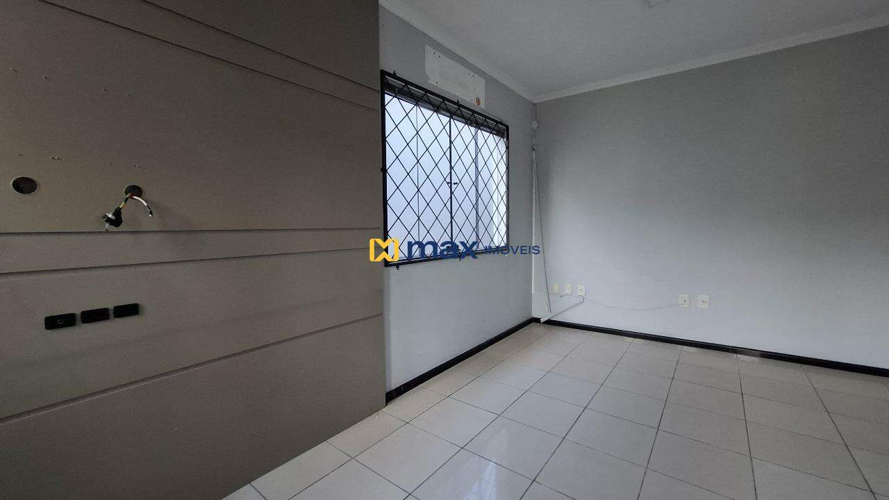 Casa Comercial à venda no São Vicente: Sala 3
