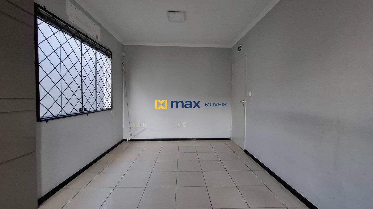 Casa Comercial à venda no São Vicente: Sala 3