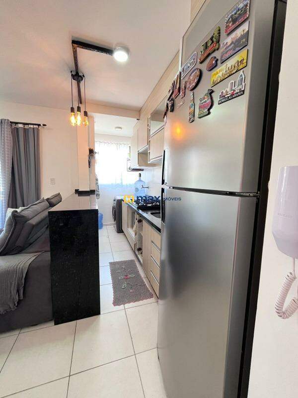 Apartamento à venda no Meia Praia: 