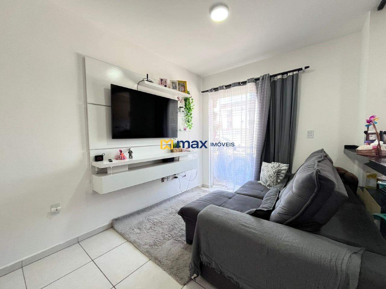 Apartamento à venda no Meia Praia: 