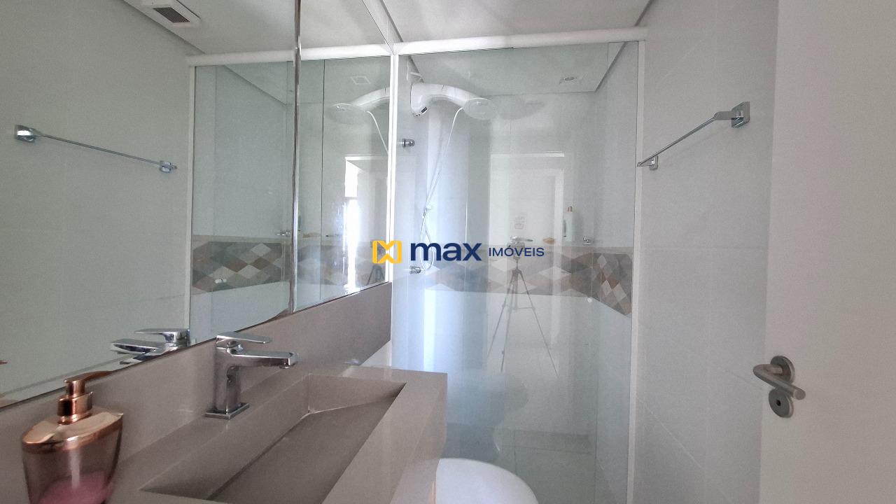 Apartamento à venda no Centro: Banheiro social