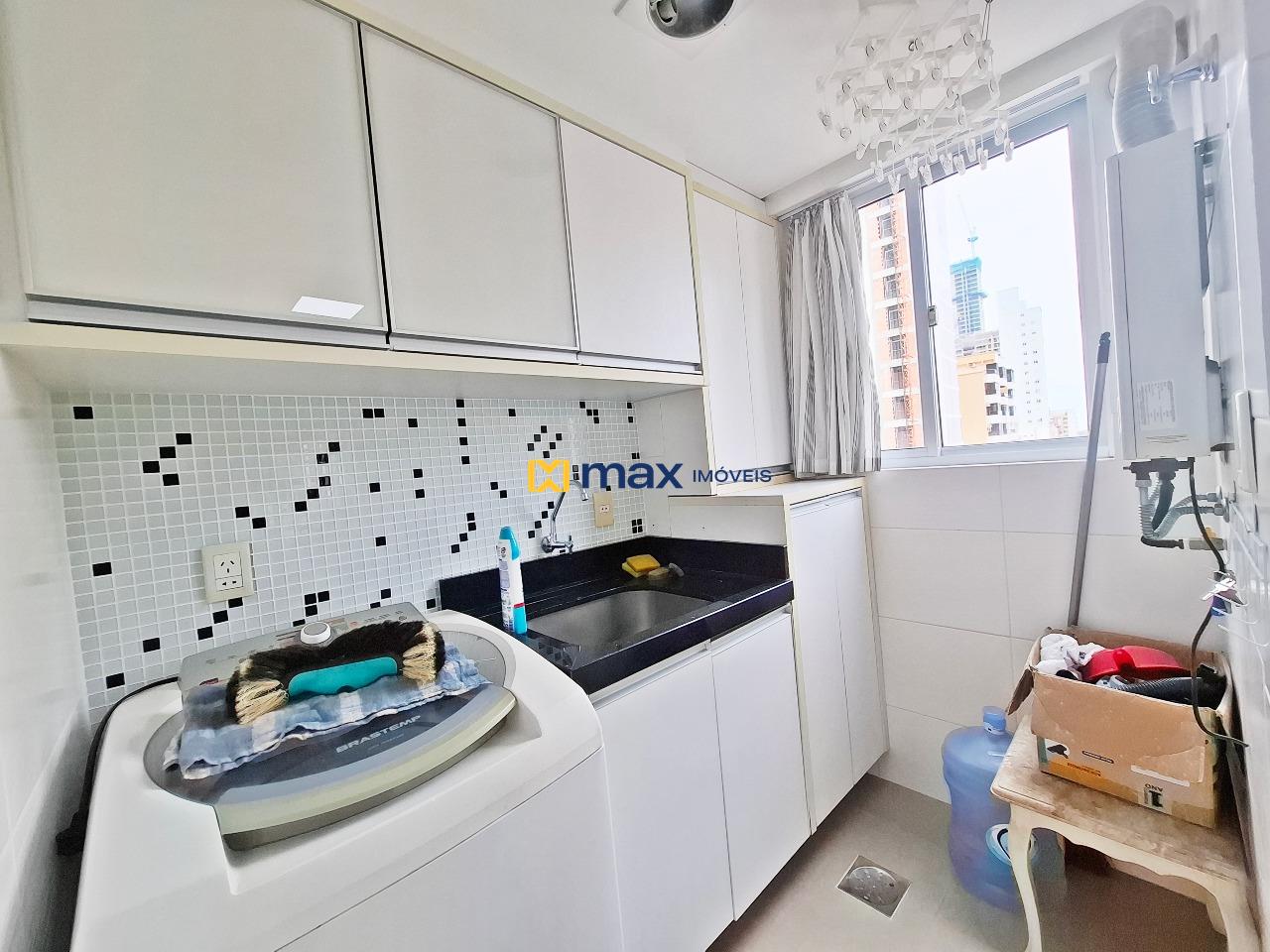 Apartamento à venda no Centro: Lavanderia