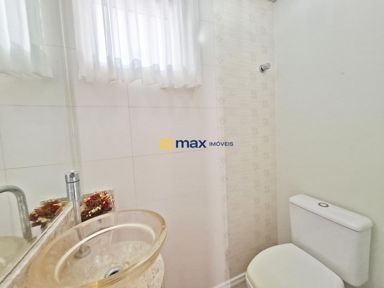 Apartamento à venda no Centro: Lavabo