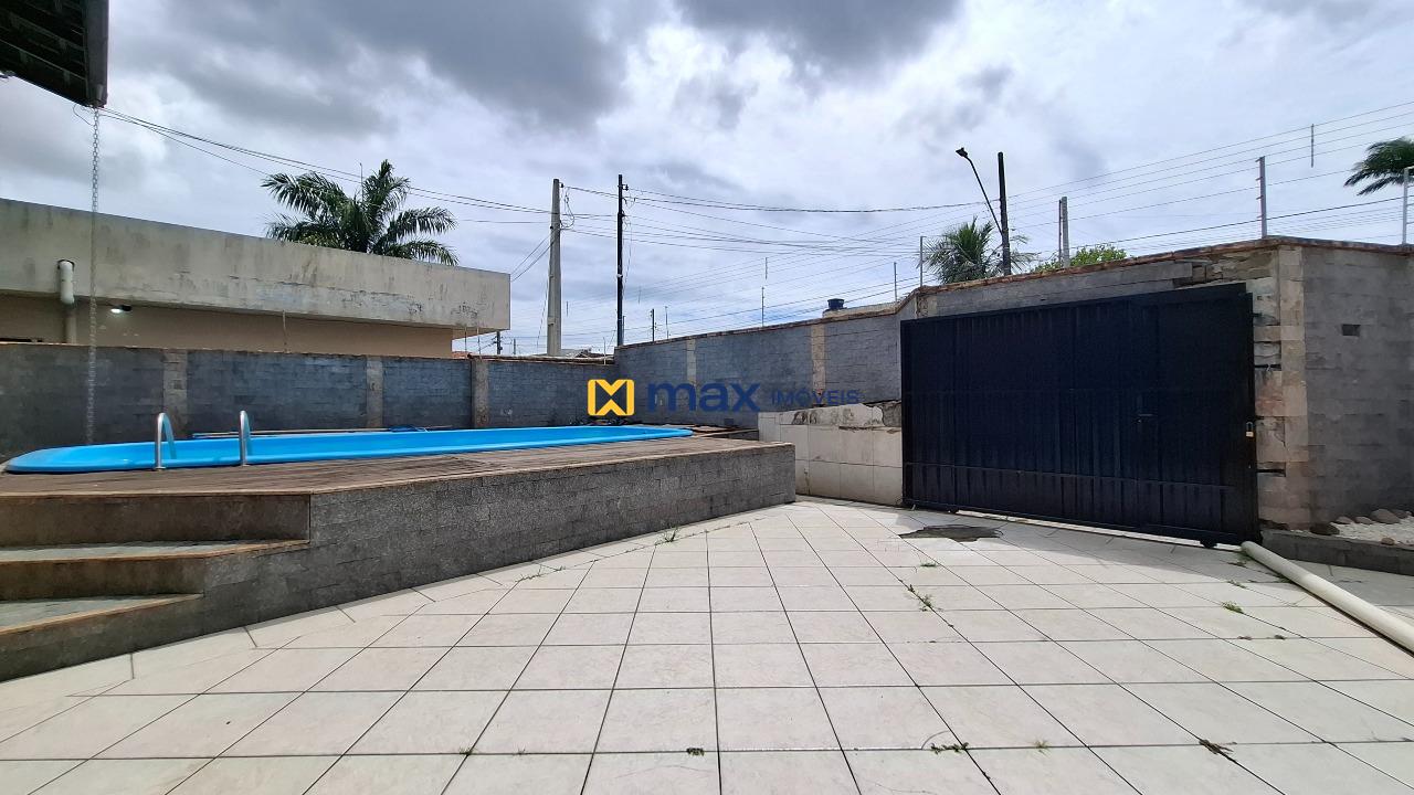 Casa à venda no São Vicente: Área externa