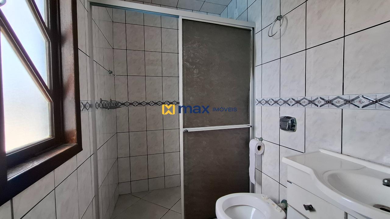 Casa à venda no São Vicente: Banheiro suíte