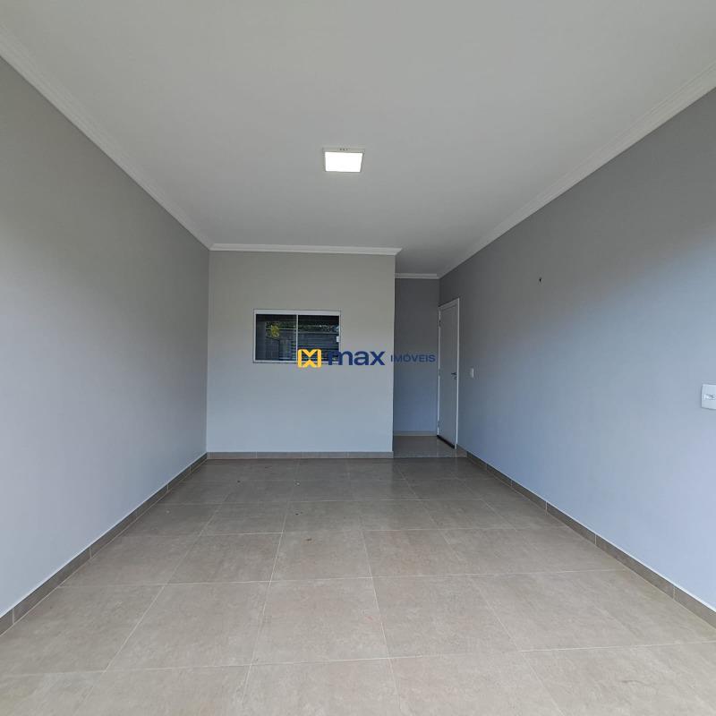 Casa à venda no Meia Praia: Garagem