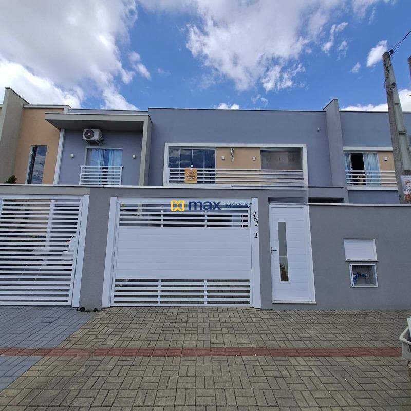 Casa à venda no Meia Praia: 