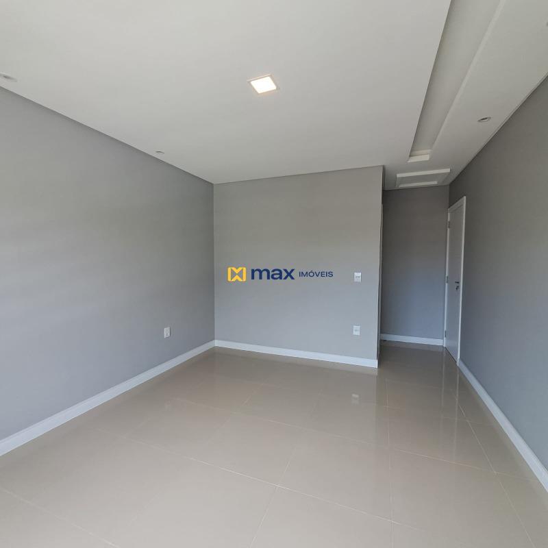 Casa à venda no Meia Praia: Dormitorio 1