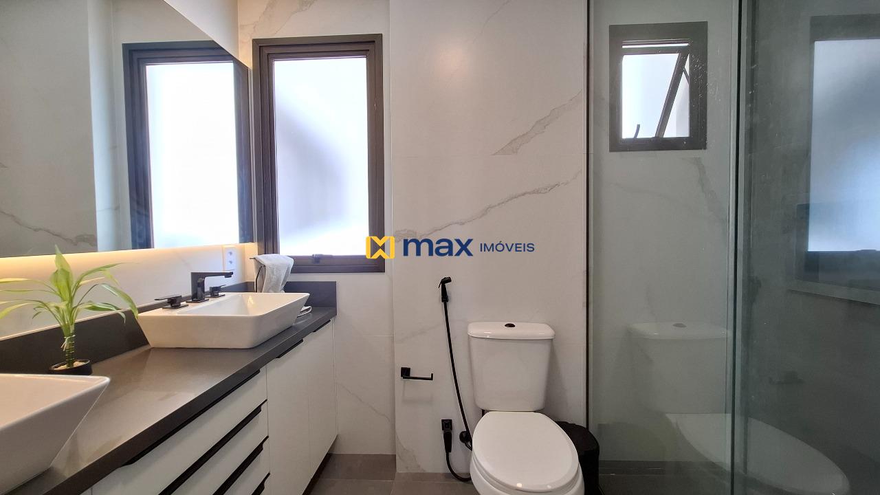 Apartamento à venda no Fazenda: Banheiro social