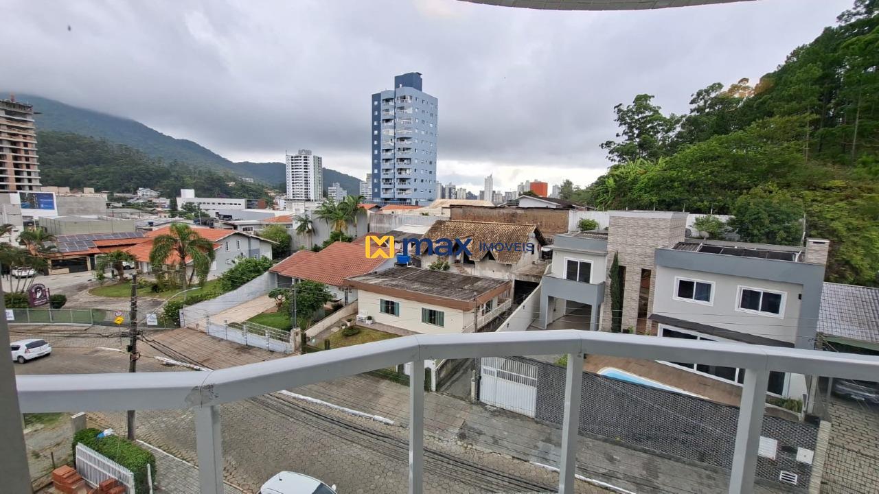 Apartamento para aluguel no Fazendinha: Sacada da suíte
