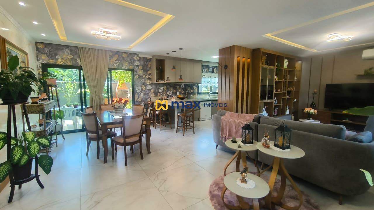 Casa à venda no Nossa Senhora da PAZ: Ambiente integrado