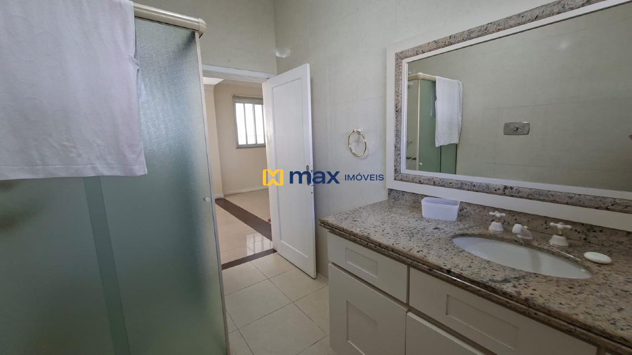 Casa Comercial para aluguel no Centro: 