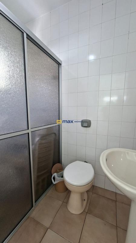 Casa Comercial para aluguel no Centro: 