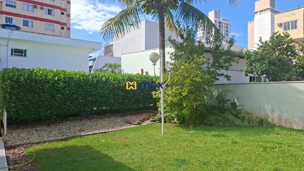 Casa Comercial para aluguel no Centro: Jardim 