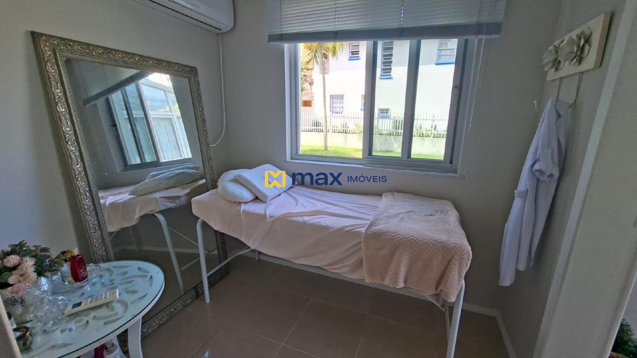 Casa Comercial para aluguel no Centro: 