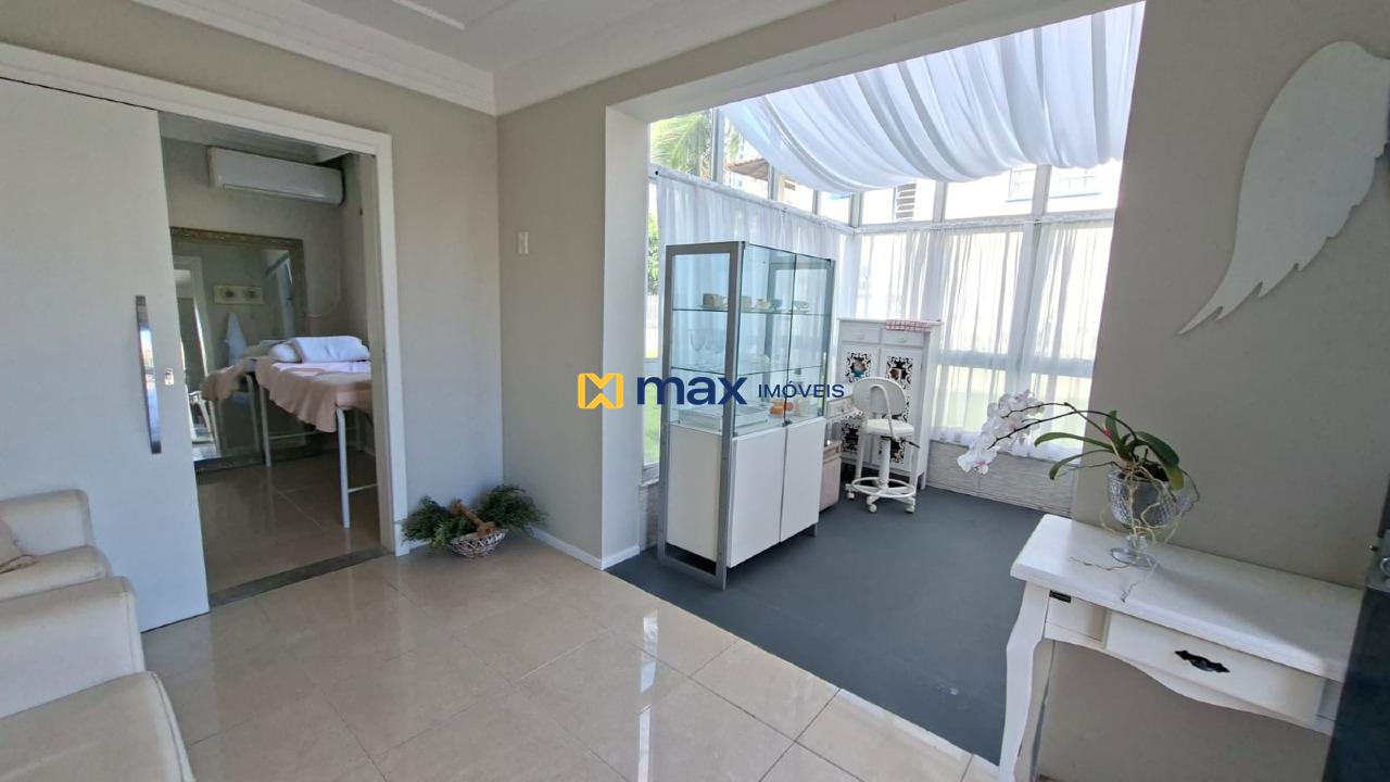 Casa Comercial para aluguel no Centro: 