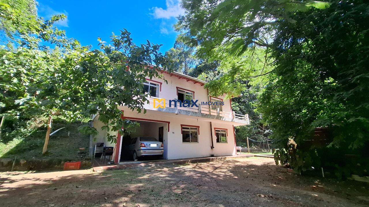 Casa à venda no Cabeçudas: Fachada