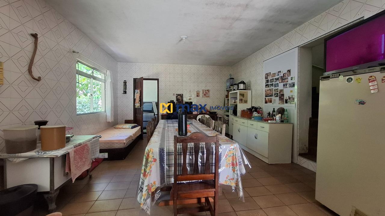 Casa à venda no Cabeçudas: Cozinha