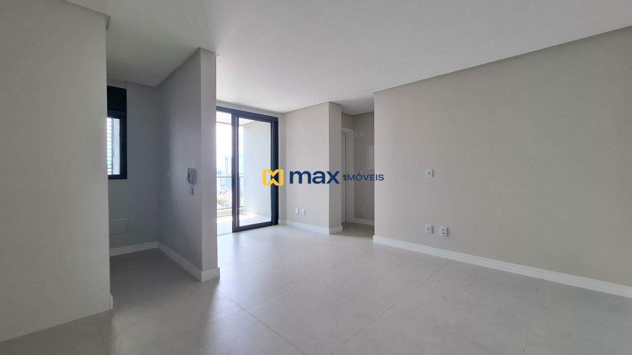 Apartamento à venda no Centro: Living integrado