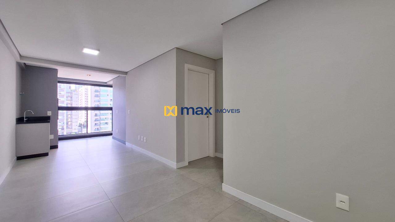 Apartamento à venda no Fazenda: Living integrado