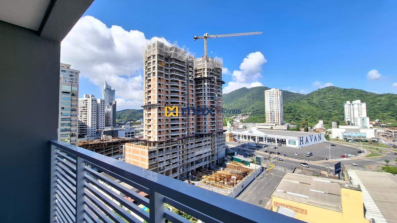 Apartamento à venda no Fazenda: Sacada - área técnica