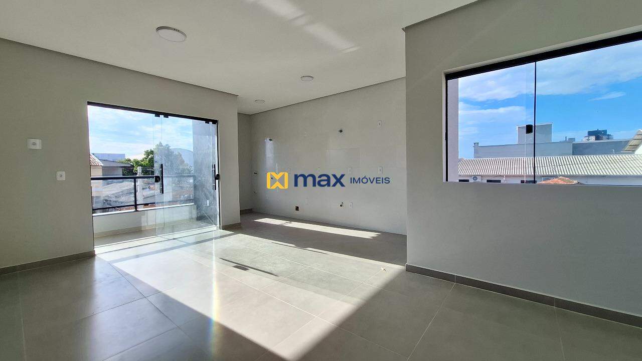 Apartamento à venda no Cordeiros: Living integrado