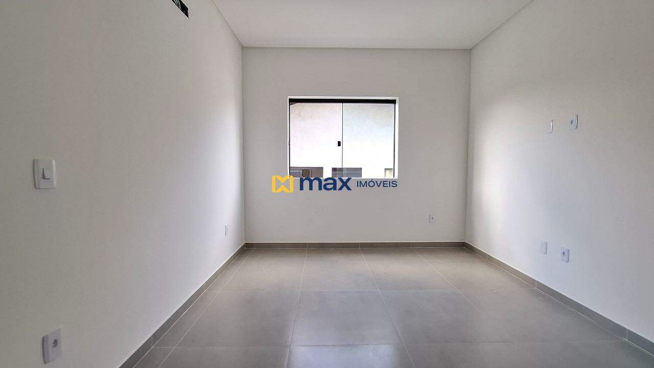 Apartamento à venda no Cordeiros: Suíte