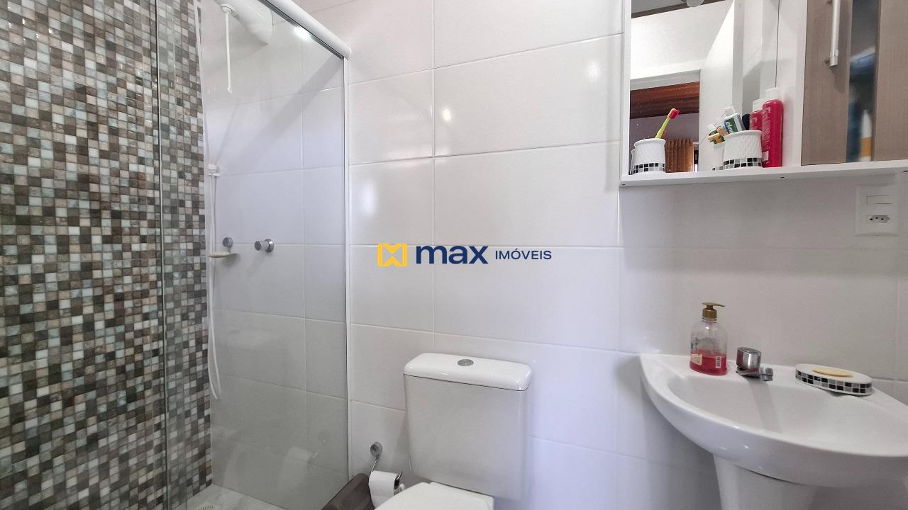 Casa à venda no São João: Banheiro suíte 2