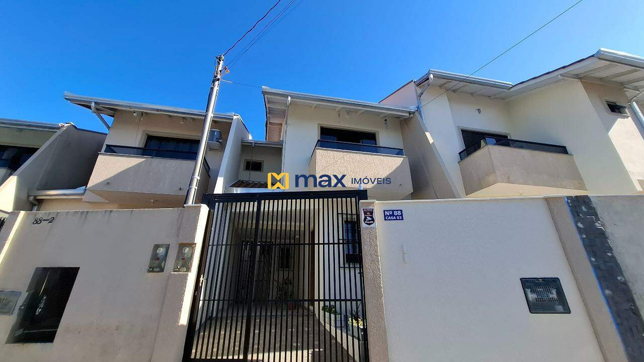 Casa à venda no São João: Fachada