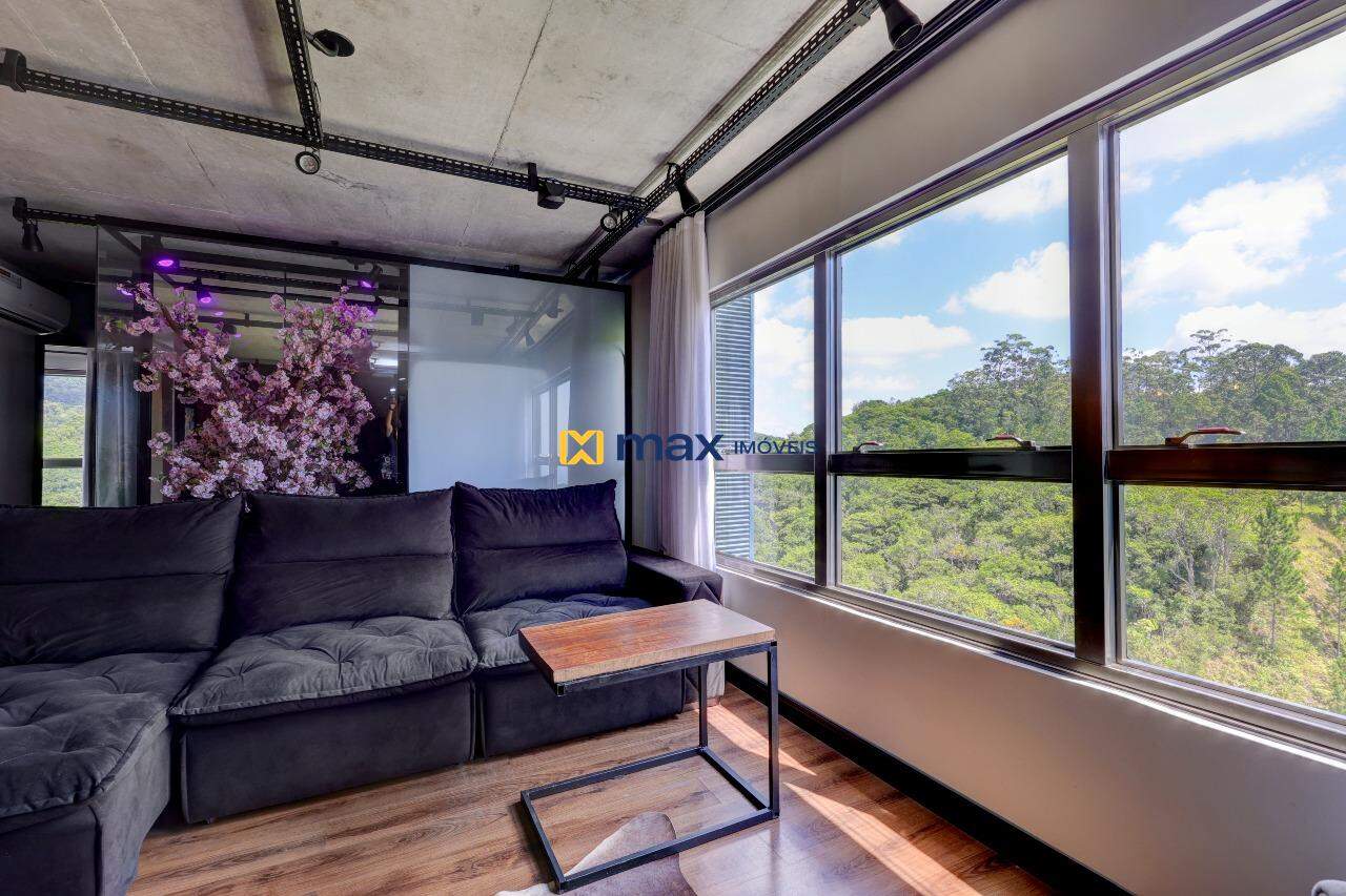 Apartamento à venda no Praia Brava: Sala de estar