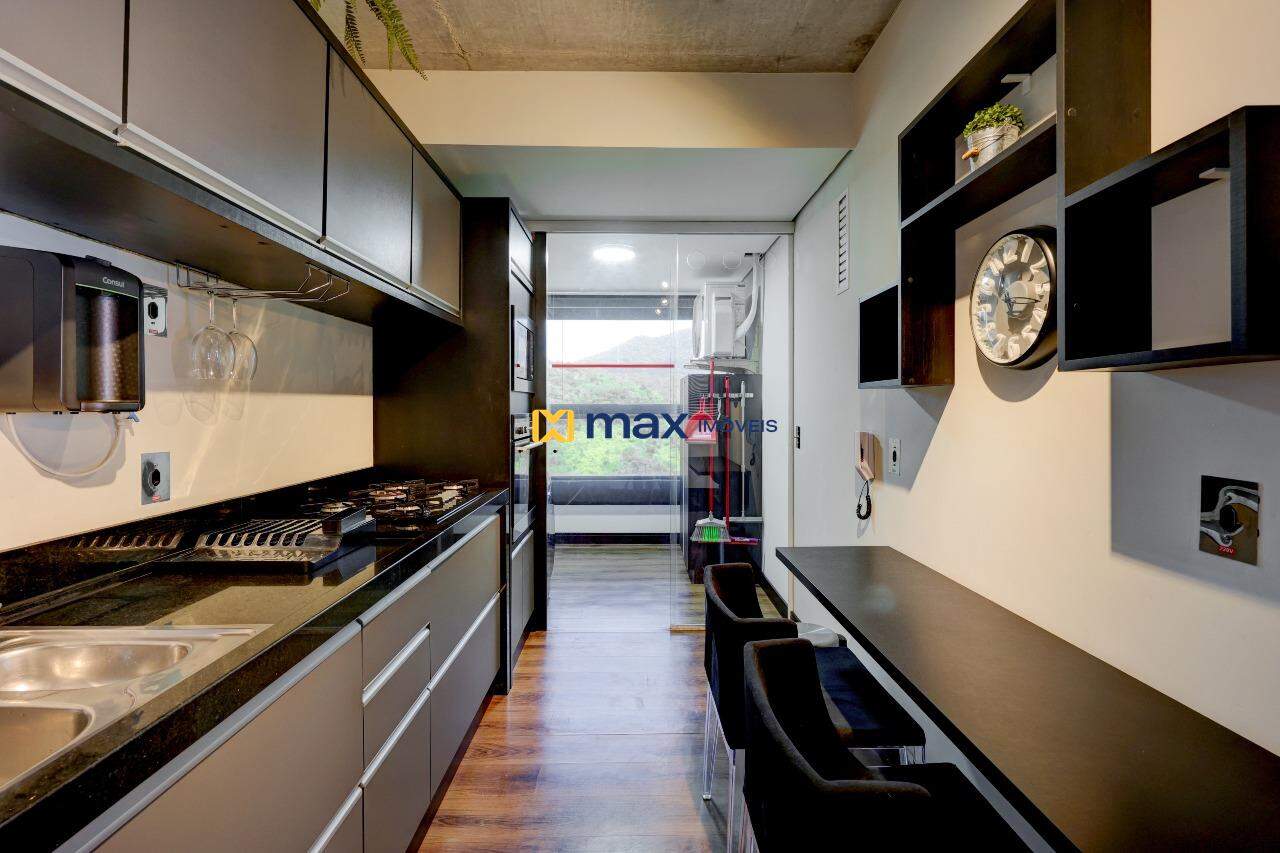 Apartamento à venda no Praia Brava: Cozinha