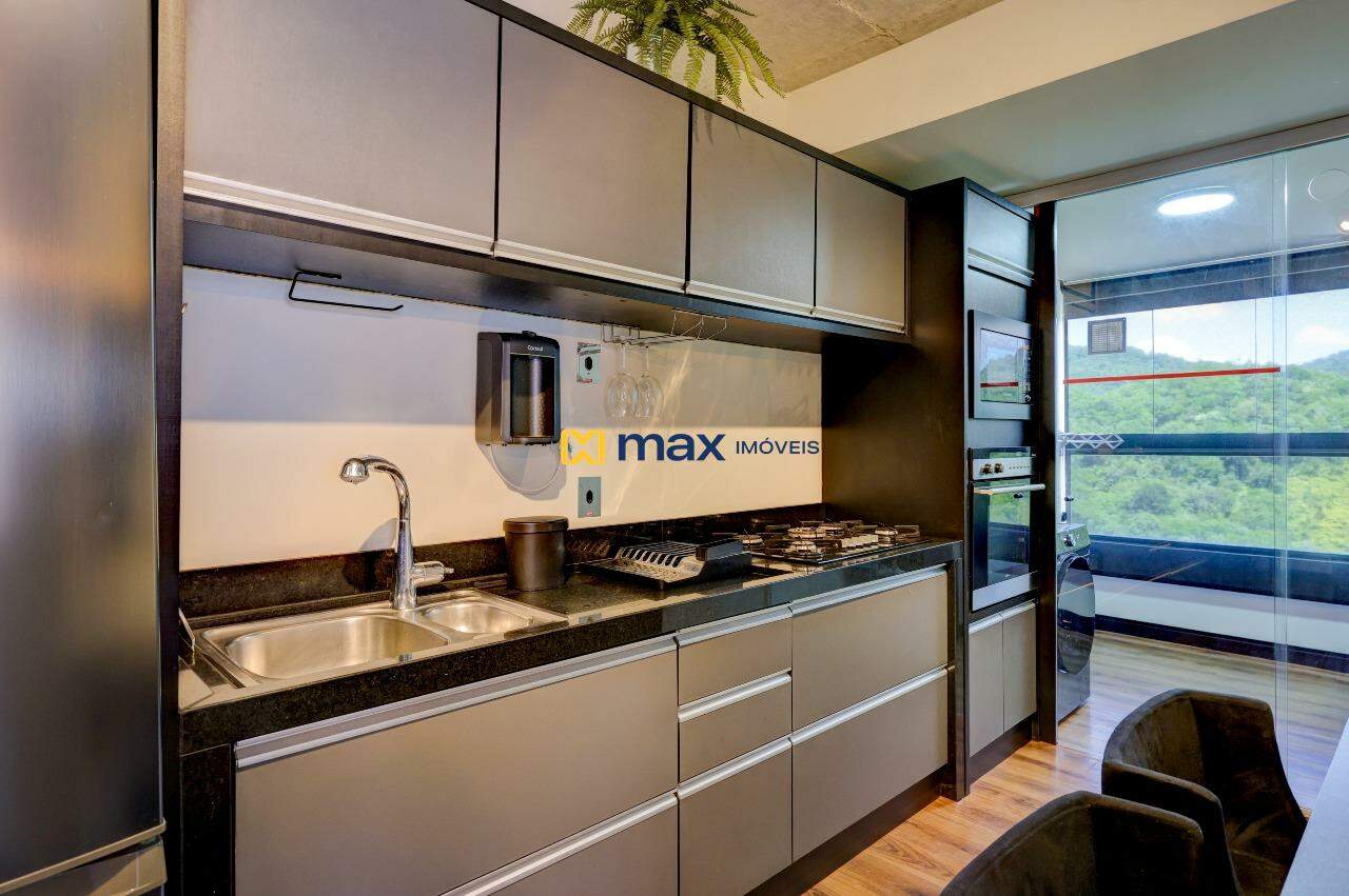 Apartamento à venda no Praia Brava: Cozinha