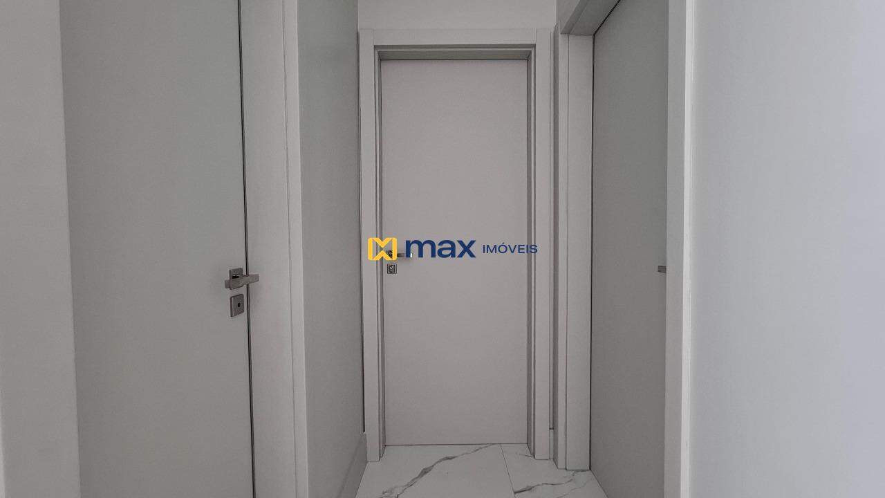 Apartamento à venda no Centro: Corredor