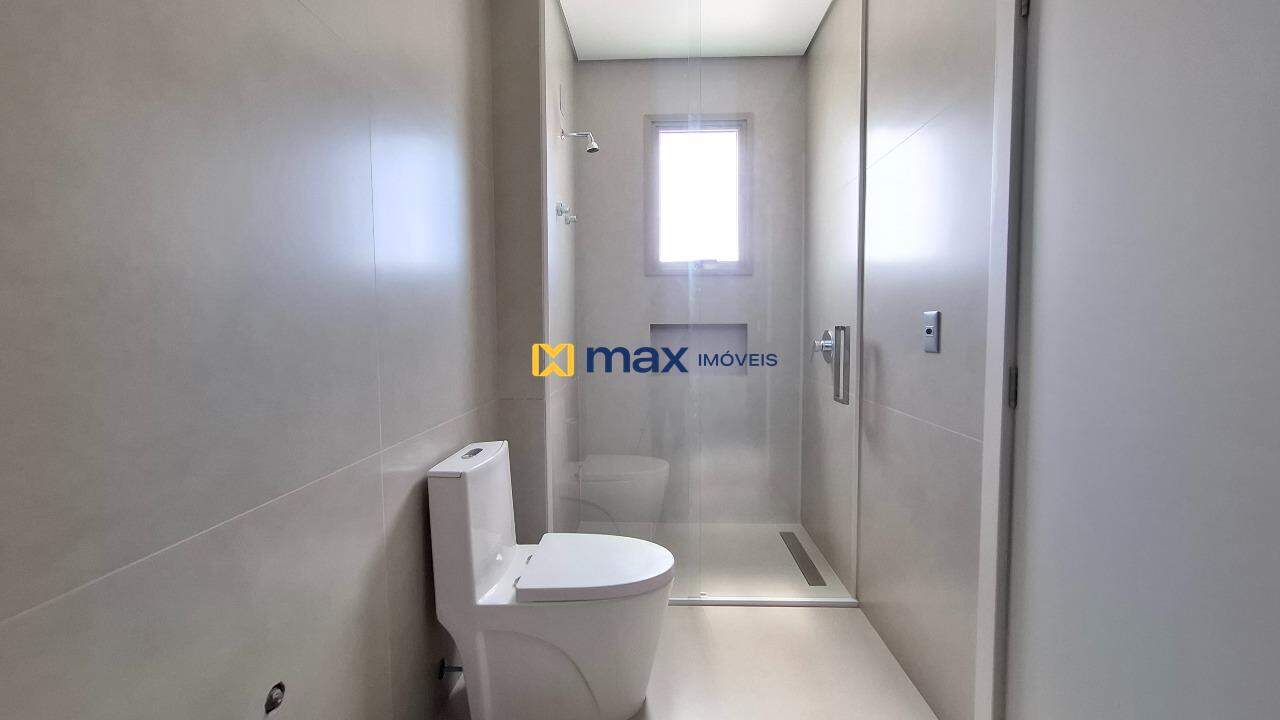 Apartamento à venda no Centro: Banheiro suíte 2