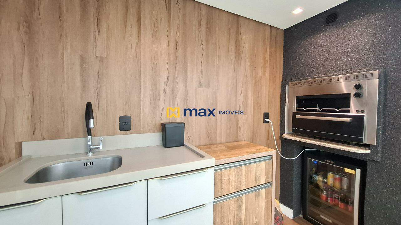 Apartamento à venda no Pioneiros: Sacada com churrasqueira