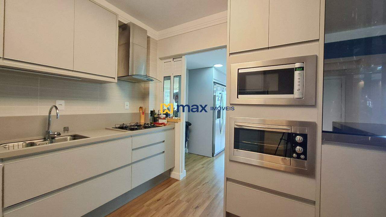 Apartamento à venda no Pioneiros: Cozinha