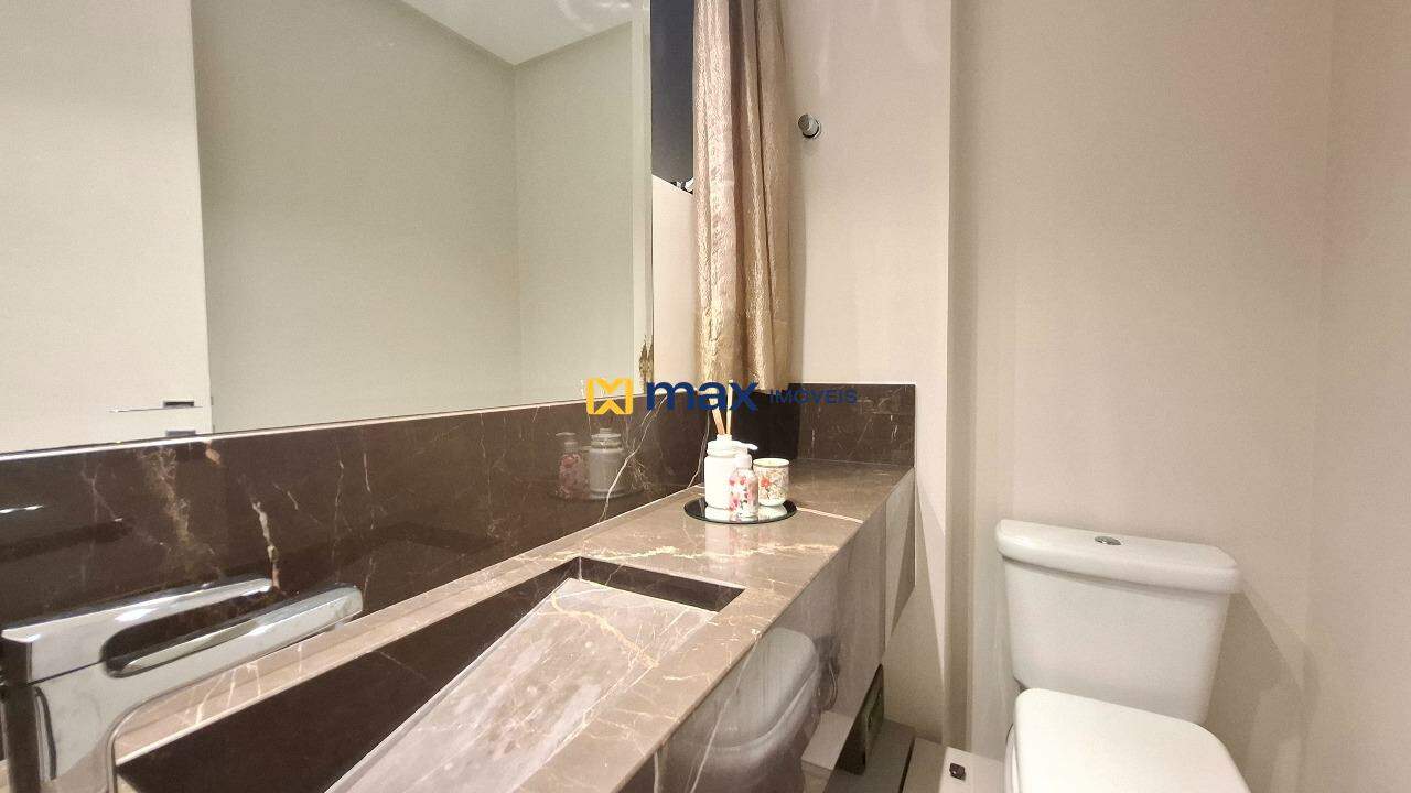 Apartamento à venda no Pioneiros: Lavabo