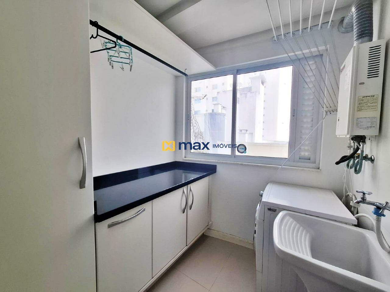 Apartamento para aluguel no Pioneiros: Lavanderia