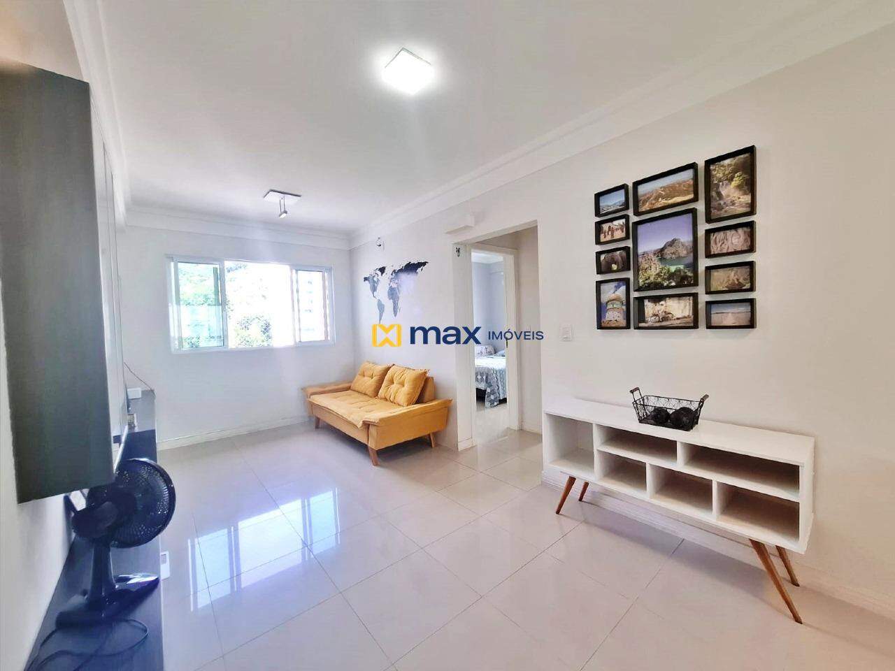 Apartamento para aluguel no Pioneiros: Sala