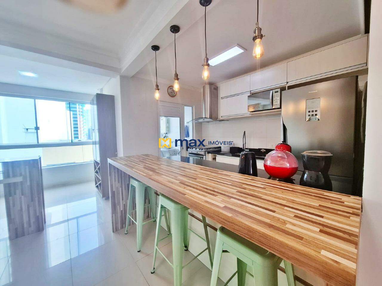 Apartamento para aluguel no Pioneiros: Cozinha Americana