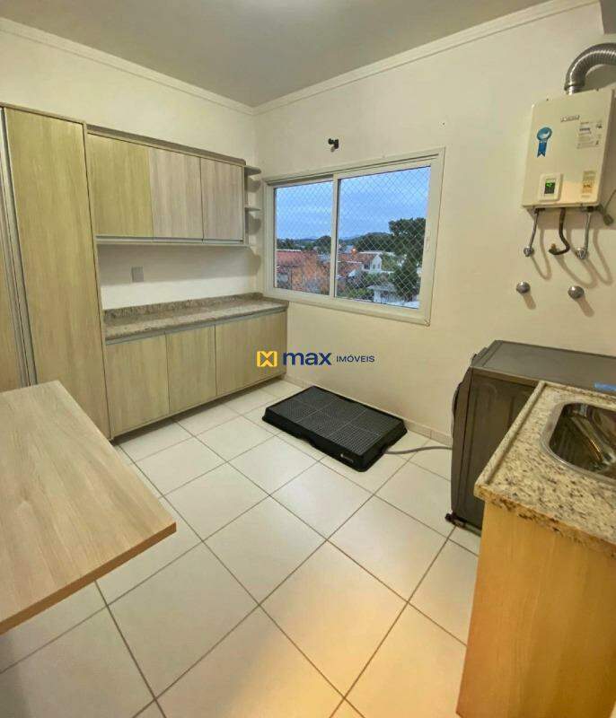 Apartamento à venda no Centro: Lavanderia 