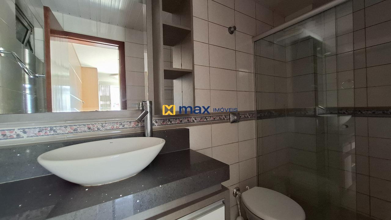 Apartamento à venda no Centro: Banheiro suíte